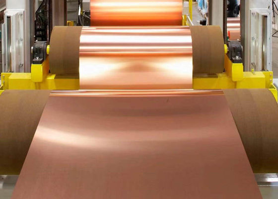 Color dorado brillante recubierto de bobina / hoja de aluminio pre-pintada para la decoración