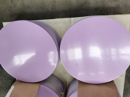 Aleación1060 Aluminio de dibujo profundo 0,70 X 440 mm de diámetro Discos / círculos de aluminio pintados brillantes y altos para la fabricación de macetas