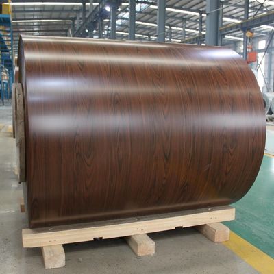 Bobina de aluminio recubierta de color prepintada con patrón de madera para decoración de suelos