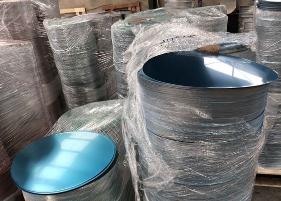 Círculos de discos de aluminio eligiendo la aleación y el grosor ideales para utensilios de cocina como ollas y sartenes