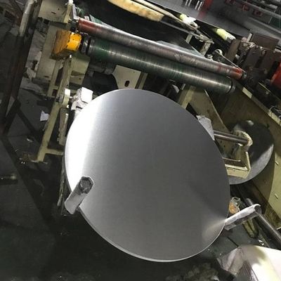Aleación1060 HO Temperatura 0,70 mm Espesor 440 mm Diámetro Discos de aluminio prepintados Círculos de aluminio utilizados para la fabricación de señales de advertencia de tráfico