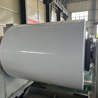 AA5052 H46 Medida 0,9 mm de aluminio de color recubierto de hoja de aluminio 2600 mm de ancho para la producción de paneles de automóviles