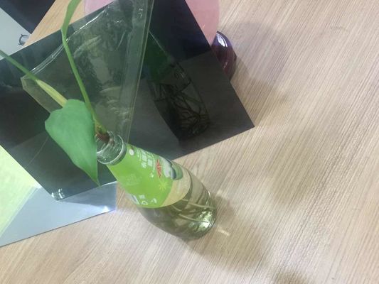 Hoja de espejo de aluminio plateada de espesor de aleación 1085 de 0,80 mm con reflectividad superior al 96% para la fabricación de paneles de energía solar