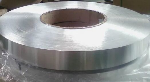 bobina prepintada anchura del papel de aluminio del grueso 45m m de 0.10m m para la fabricación enrollable de la cinta de ventilación de Ridge