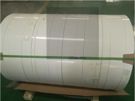 El PE que cubría el alto blanco 0.76m m H26 del lustre pre pintó de aluminio