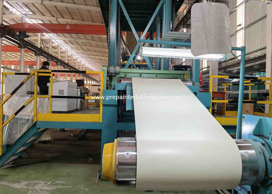 Aceptación de muestras de bobinas de aluminio prepintadas a medida para techos